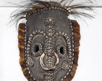 Large Papua New Guinea Iatmul Sepik Region Carved Wood Mask With Shells, Tusks, And Feathers