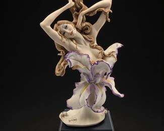 Giuseppe Armani Figurine: "Awaking" 591C With Original Box