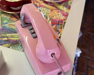Vintage Pink Bell System Princess Telephone