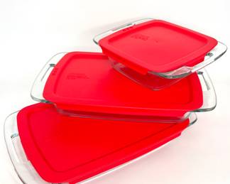 Set of 3 Glass Pyrex Casserole Dishes with Red Lids