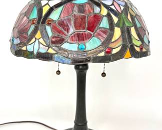 Quoizel Lighting Larissa Tiffany Style Table Lamp 1