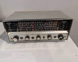 ***Available For PreSale*** Hallicrafters S-120 - Powers on and makes a buzzing sound - $70