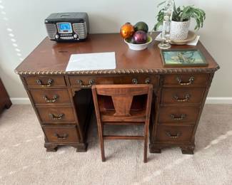 Mahogany Pedestal Desk