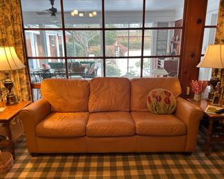 Leather sofa 