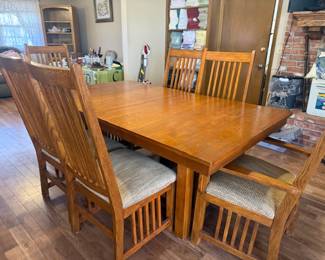 THOMASVILLE MISSION ARTS & CRAFTS STYLE DINING TABLE WITH 6 CHAIRS & 2 LEAVES