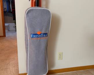 AERUS VACUUM CLEANER U162C