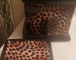 Leopard Print Resin Tissue Box Cover and Tray Set