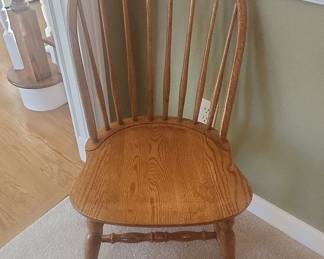 Oak Bow-Back Windsor Side Chair