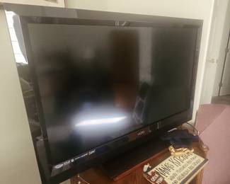 VIZIO 42-inch Class LED 1080p HDTV