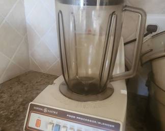 General Electric Food Processor/Blender