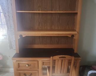 Oak Student Desk with Hutch and Chair