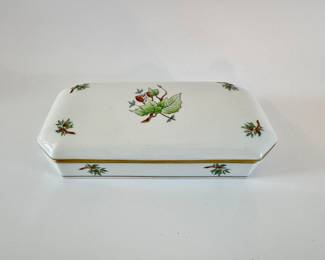 Herend "Rosehip" rectangular trinket box with lid
