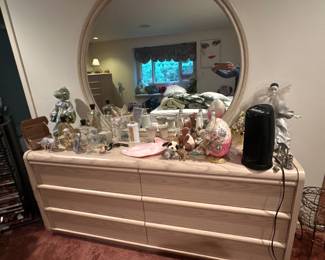Dresser & mirror