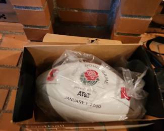 Souvenir 2000 Rose Bowl football