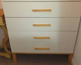 Five drawer chest.