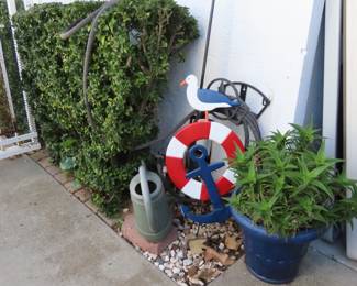 Plants and yard decor.