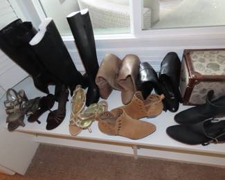 Shoes and boots size 7, 7.5