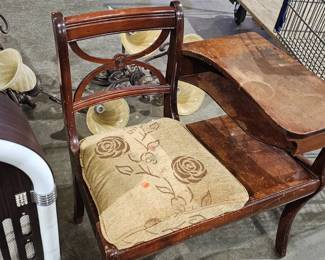 TELEPHONE TABLE / CHAIR