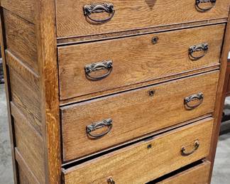 CHEST OF DRAWERS