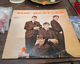 BEATLES RECORD ALBUM