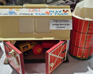 FISHER PRICE BARN 
