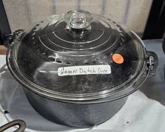 DUTCH OVEN WITH LID