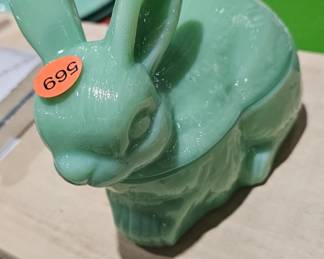 JADEITE RABBIT