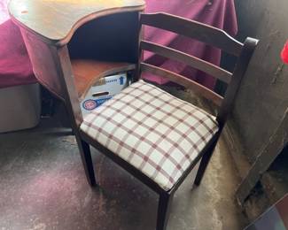 TELEPHONE CHAIR / BENCH