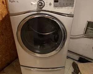Lot 179  Whirlpool 2010 Electric Front Load Dryer  works