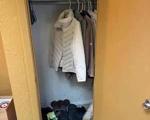 Lot 149  Kenneth Cole Reaction Microfiber Fabric XL Jacket and Gear for Sports Hoodie