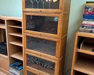 Lot 99  Solid Oak BarristerStyle Bookcase with Leaded Glass  One Piece
