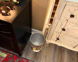 Items Located In The Master Bedroom