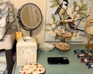 Items Located In The 2nd Bedroom