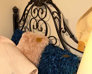 Items Located In The 2nd Bedroom