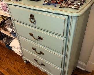 Items Located In The 2nd Bedroom