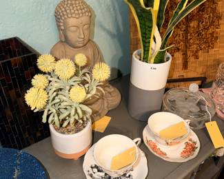 Items Located In The Dining Room