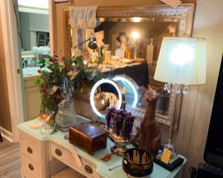 Items Located In The Master Bedroom