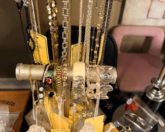 Items Located In The Master Bedroom