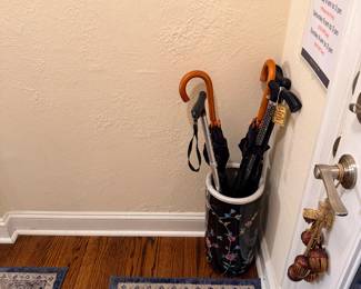 Items Located In The Entryway