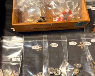 Items Located In The Master Bedroom