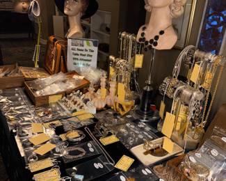 Items Located In The Master Bedroom