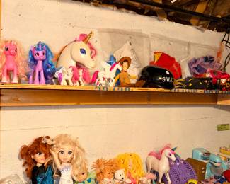 Items Located In The Un-Finished Area Of The Lower Level 