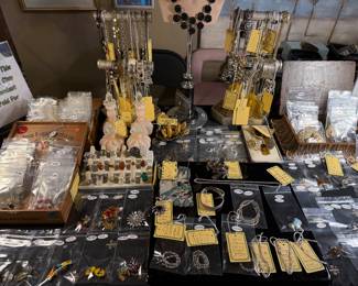 Items Located In The Master Bedroom