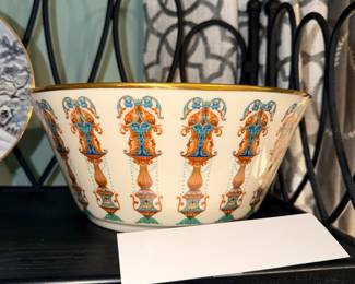 Items Located In The Dining Room