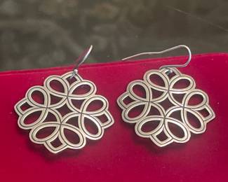 RETIRED "TRACERY " JAMES AVERY STERLING DANGLE EARRINGS $155