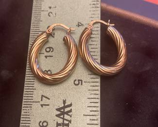 14 K GOLD HOOPS 
