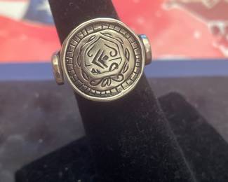 SILPADA STERLING FLIP RING  HAS 2 SIDES THIS ONE AND PLAIN SILVER  SEE NEXT PIC 