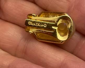 GREAT CONDITION ON THESE DIOR CLIPS 