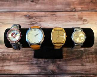 Jewelry and vintage watches, 1975 Omega watch