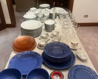 Blue dishes